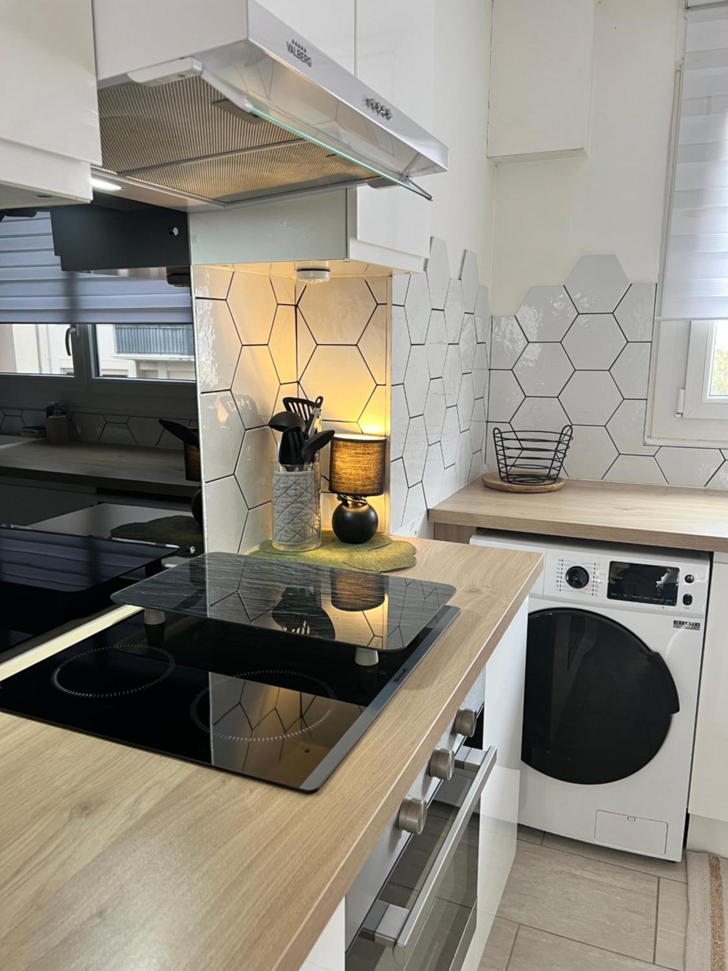 Appartement Le Bellevue - T3 - Gare & Les Jardins Darcy - Parking Free *
